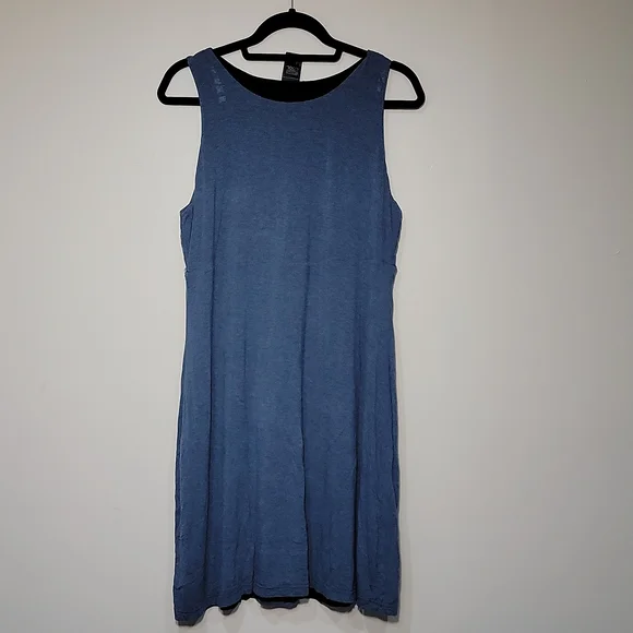 Black reversible dress to blue (L) - Picture 6 of 11